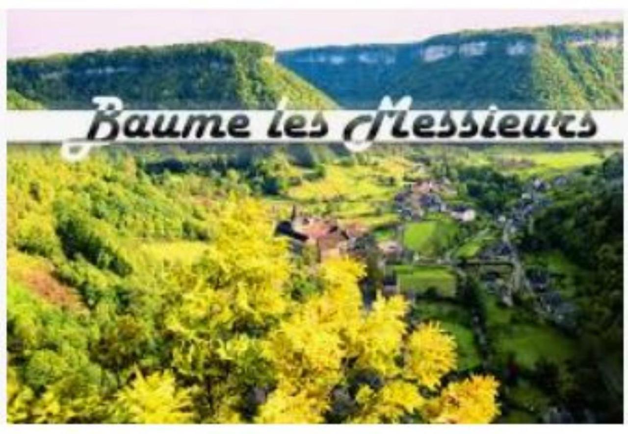 Bed and Breakfast Les Bergeronnettes Trenal Exterior foto